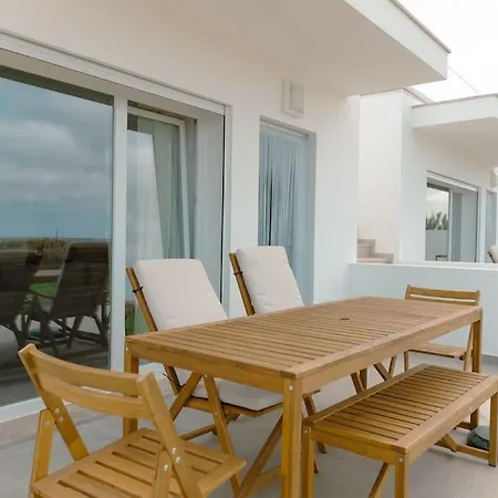 Dom wakacyjny Marlin House V Relaxing And Welcoming Environment Ferrel (Leiria)
